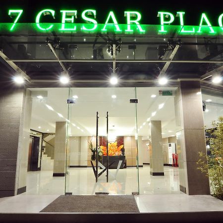 717 Cesar Place Hotel Тагбиларан Экстерьер фото